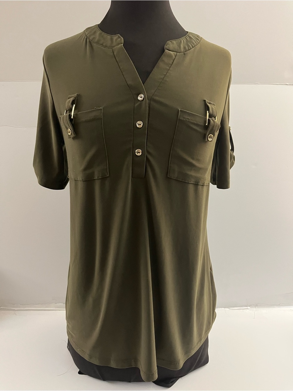 Relaxed Olive Button-Placket Utility Blouse